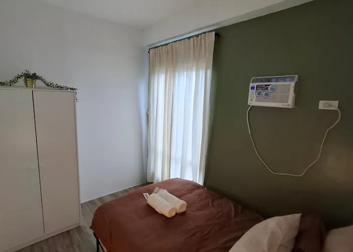 The Regular Bed & Breakfast *