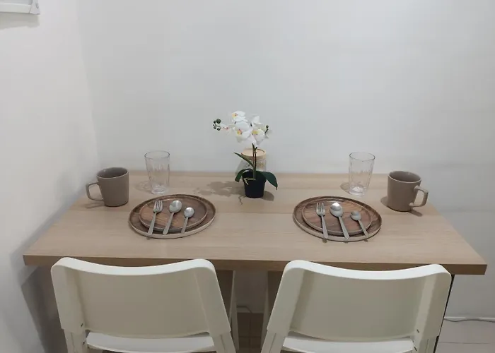 The Regular Bed & Breakfast Manila